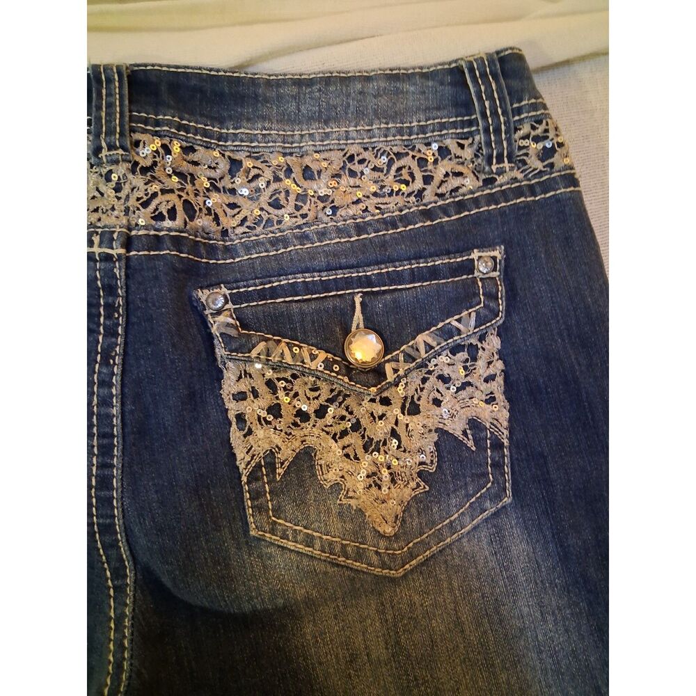 Cato Contemporary Distressed Jeans 14P Petite Lace Embroidered Pocket Dark Wash - Picture 9 of 16